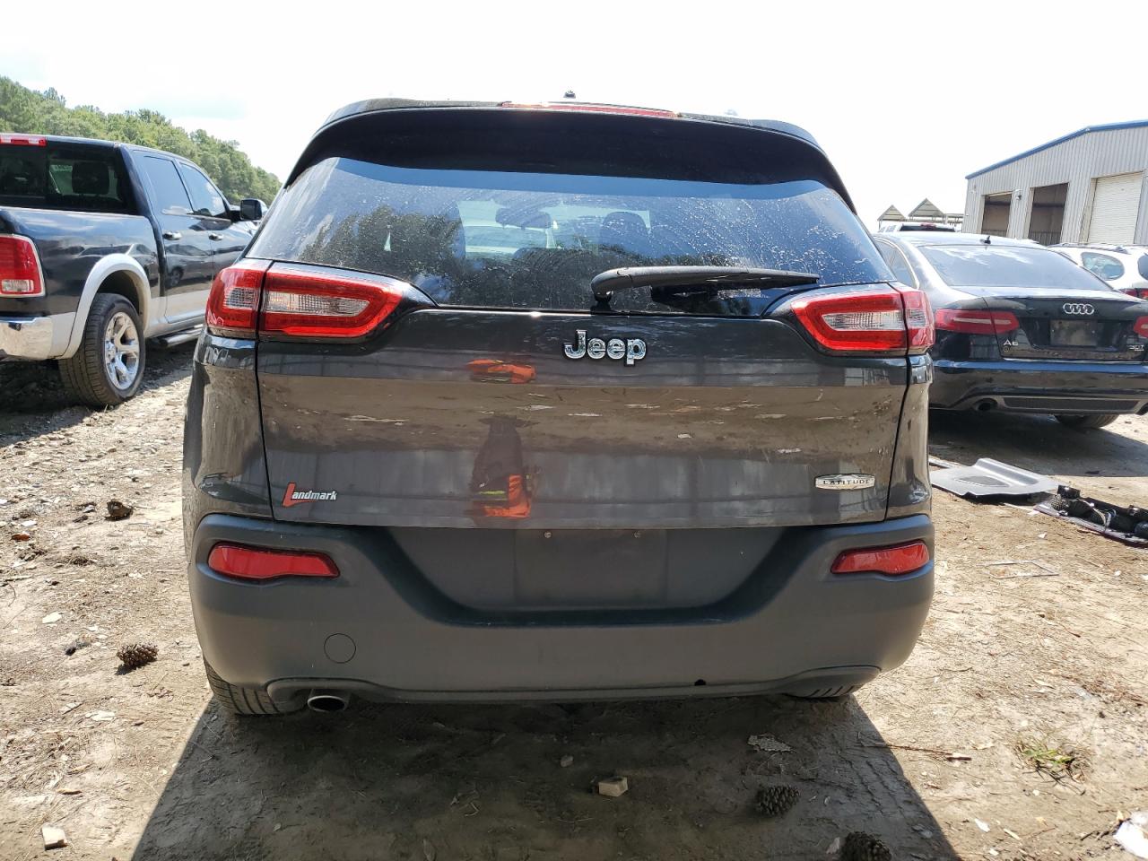 2014 Jeep Cherokee Latitude VIN: 1C4PJLCBXEW249498 Lot: 69258544