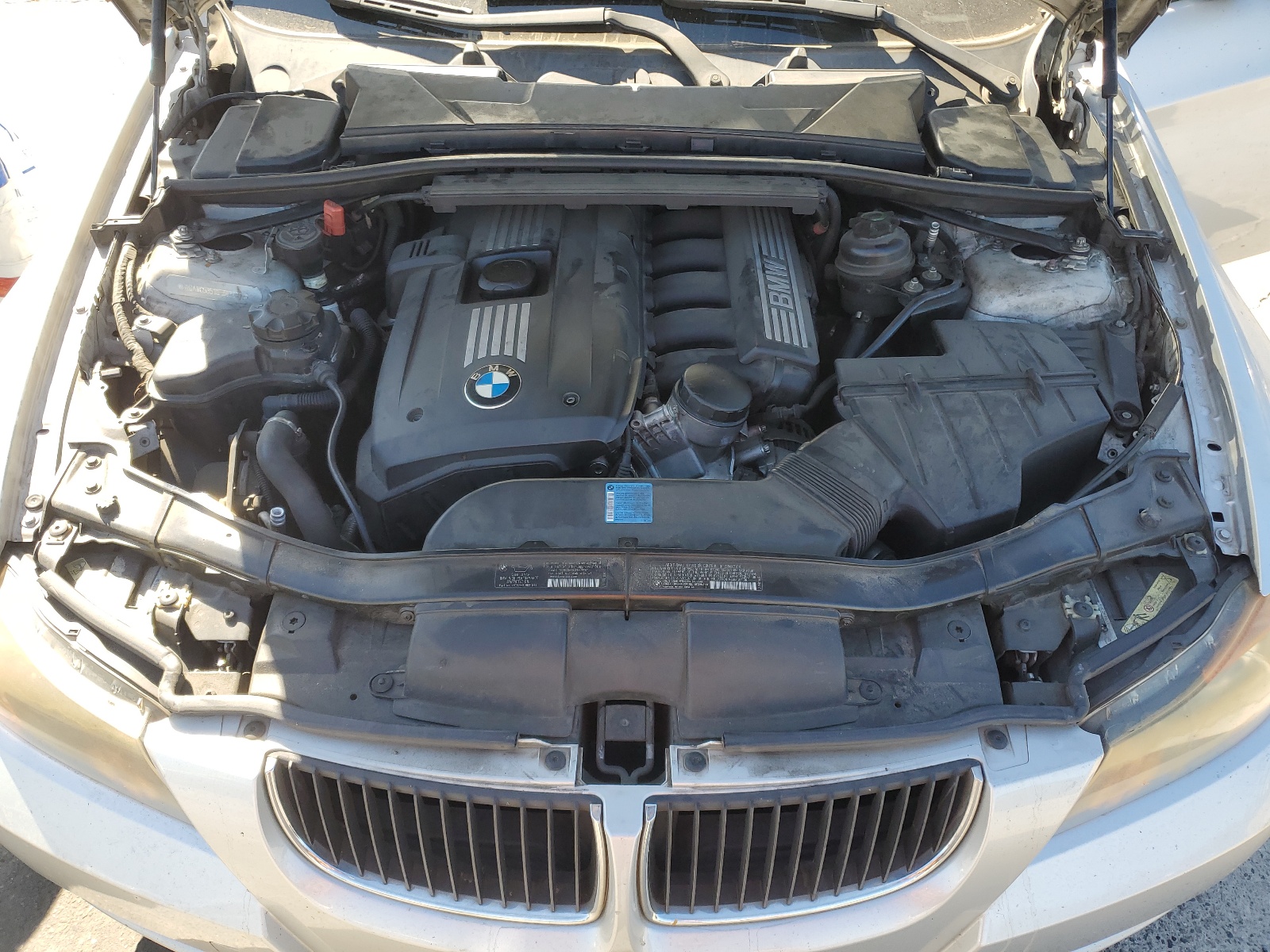 WBAVC53518FZ83939 2008 BMW 328 I Sulev