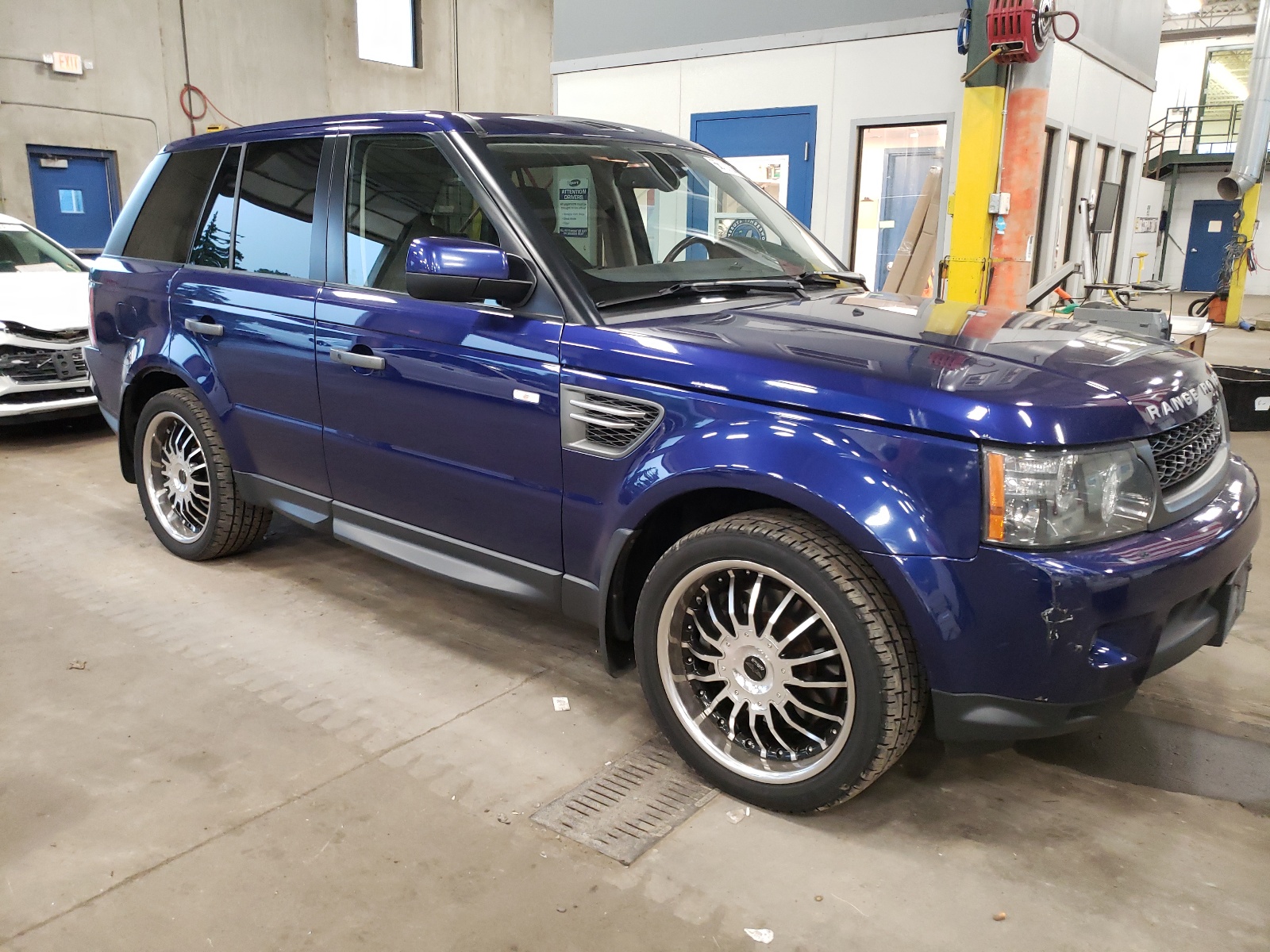 salsk2d41aa225902 SALSK2D41AA225902 2010 Land Rover Range Rover Sport Lux