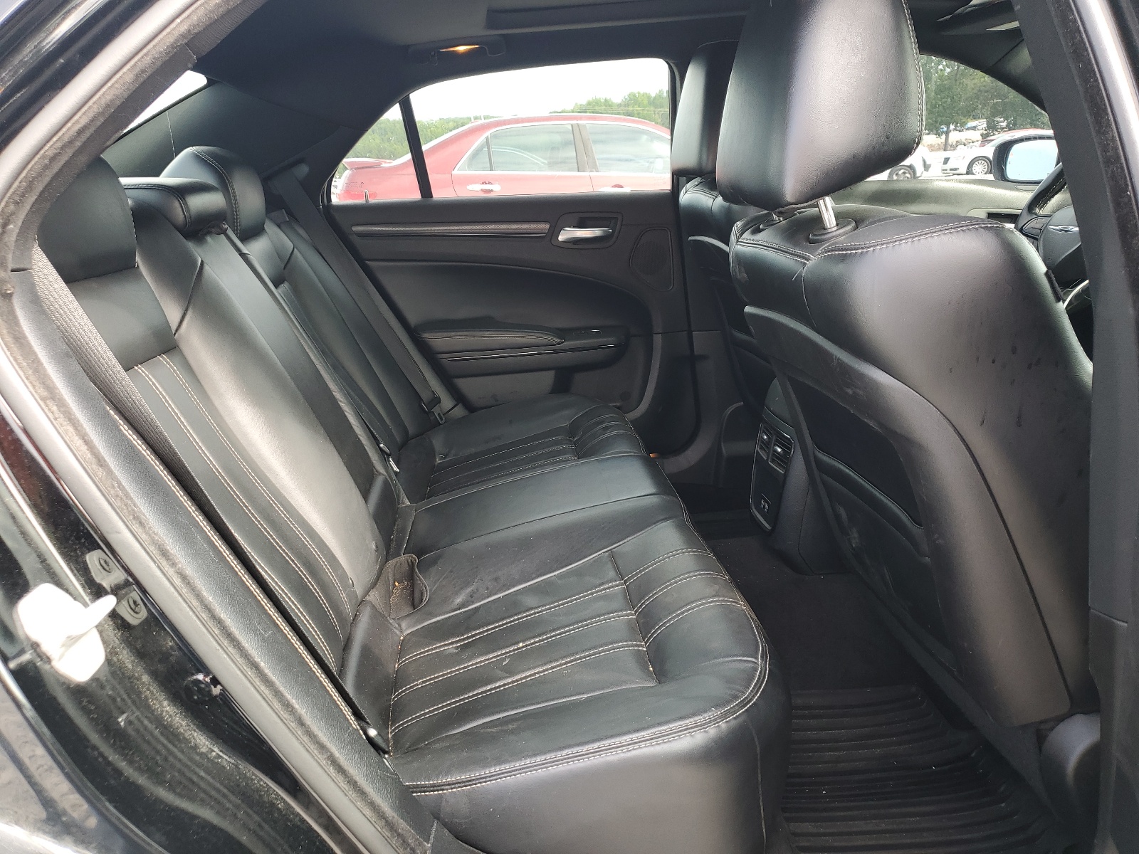 2C3CCABG0FH739415 2015 Chrysler 300 S