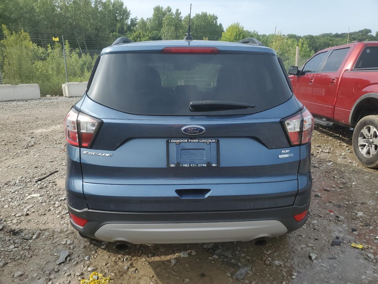 1FMCU9GD5JUC30637 2018 Ford Escape Se