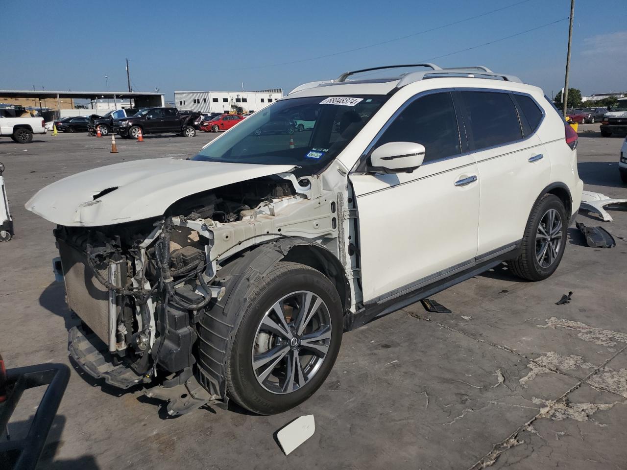 5N1AT2MT9HC731933 2017 NISSAN ROGUE - Image 1