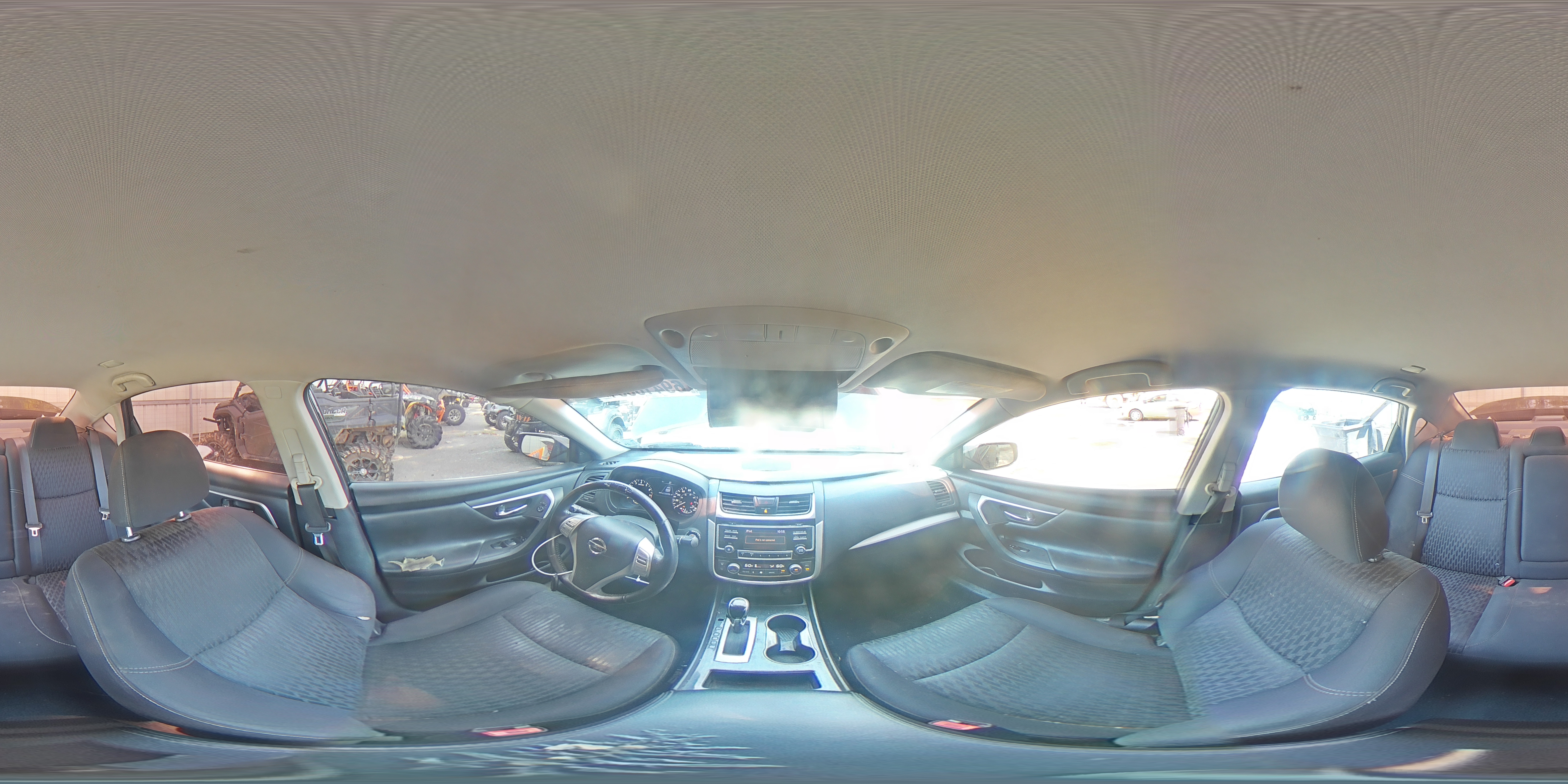 2018 Nissan Altima - Image 13