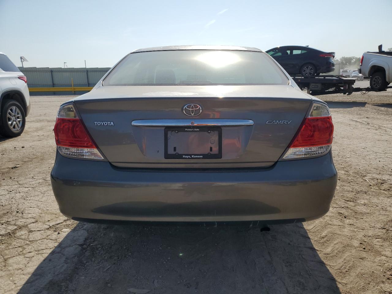 2005 Toyota Camry Le VIN: JTDBE32K950305160 Lot: 65586544