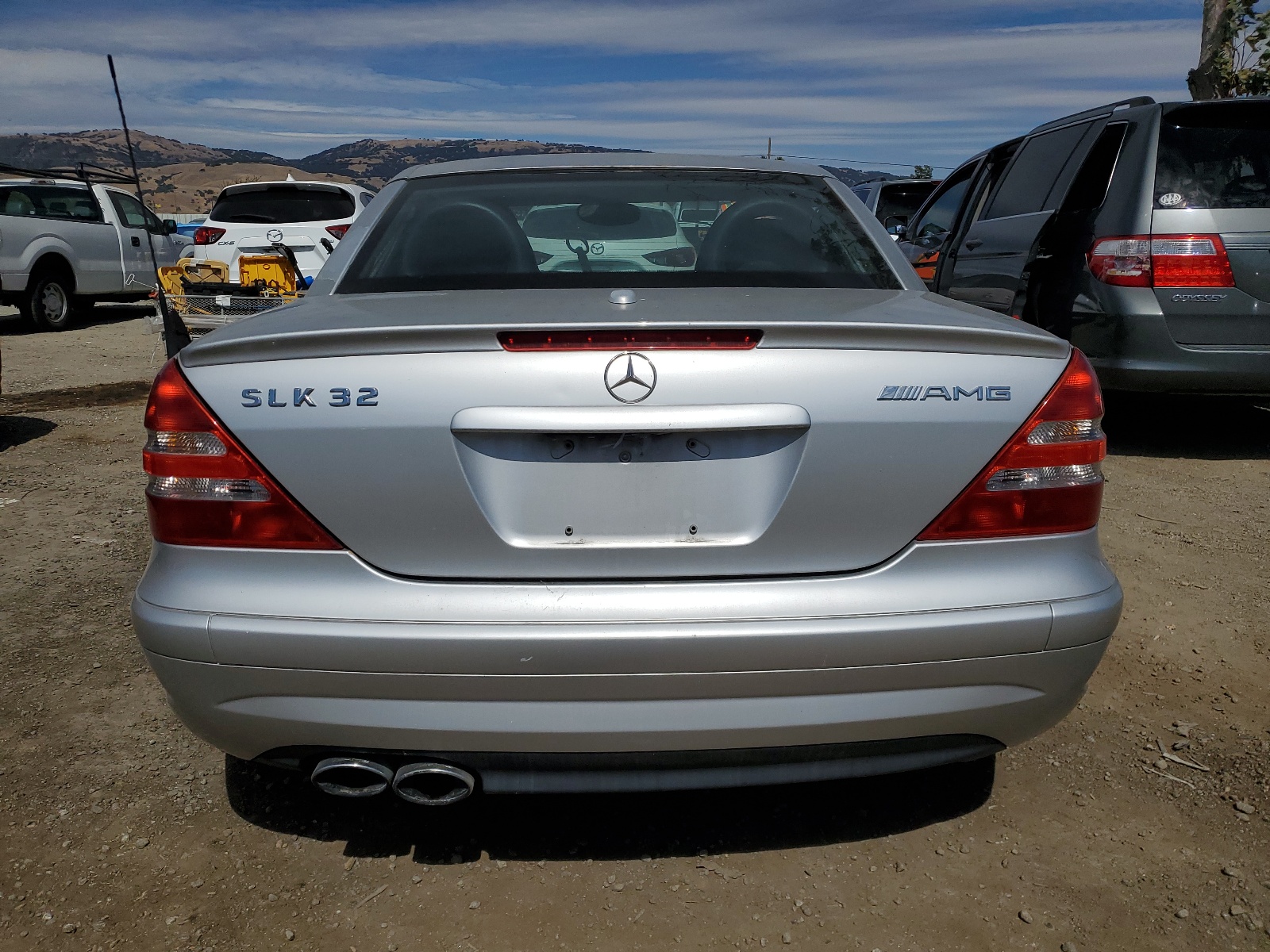 WDBKK66F52F243691 2002 Mercedes-Benz Slk 32 Amg Kompressor