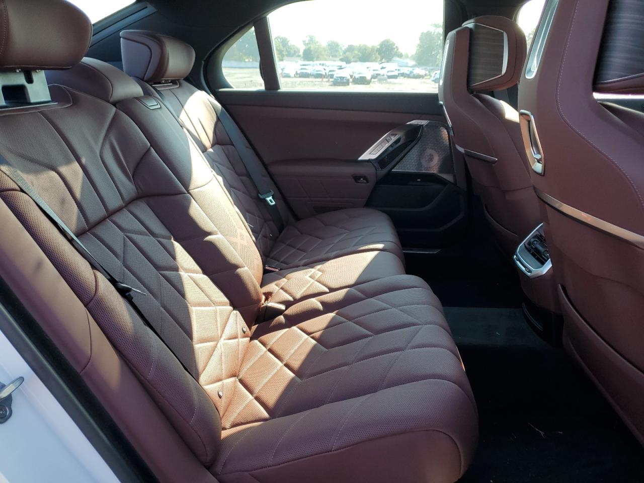 2024 BMW I7 xDrive60 VIN: WBY53EJ03RCR69052 Lot: 65356084