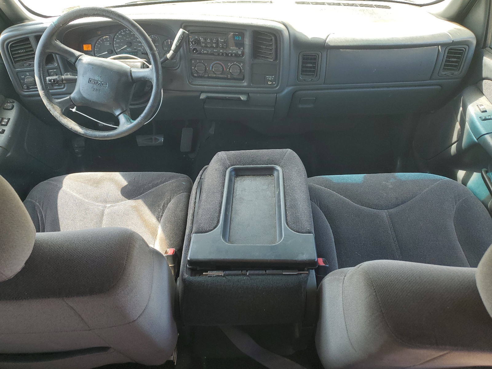 1GTHC29G02E302688 2002 GMC Sierra C2500 Heavy Duty