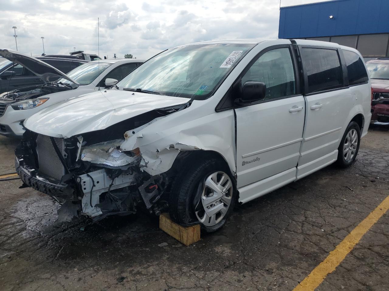 2C4RDGBG4ER360870 2014 Dodge Grand Caravan Se