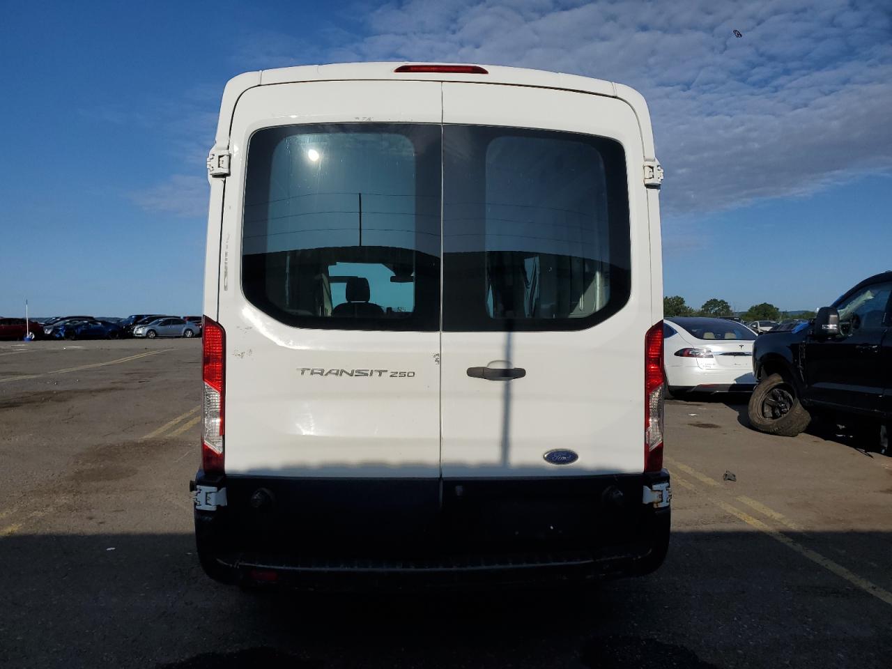 1FTYR2CM4HKB14800 2017 Ford Transit T-250 1FTYR2CM4HKB14800 2017 Ford Transit T-250
