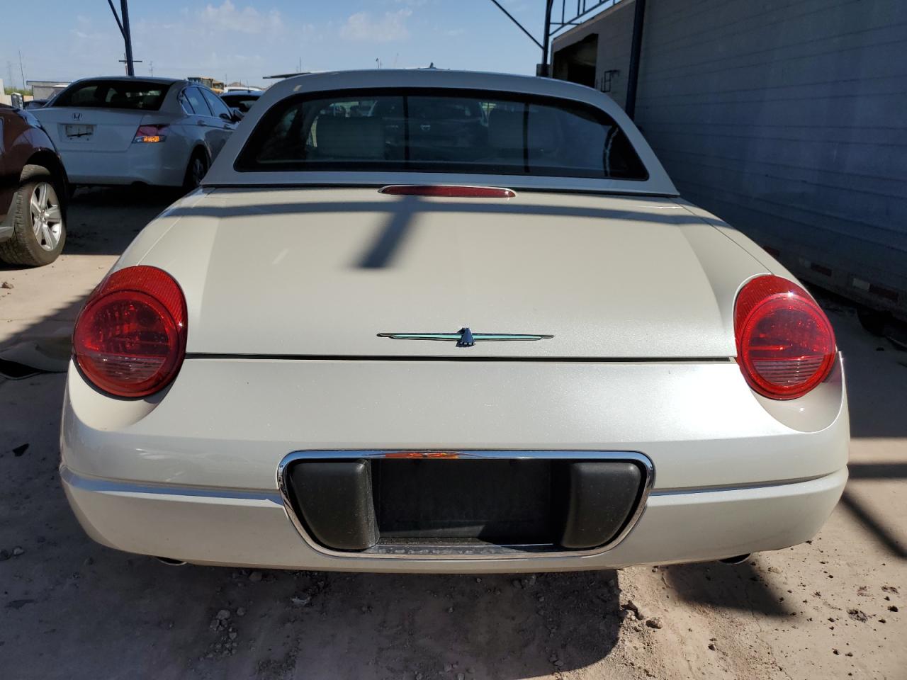 2005 Ford Thunderbird 50Th Anniversary VIN: 1FAHP69A85Y109057 Lot: 66793854