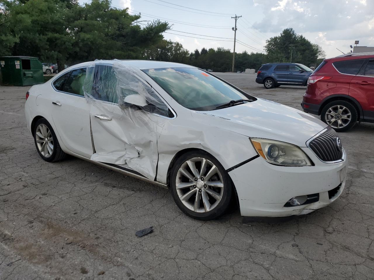 VIN 1G4PR5SK5E4200061 2014 BUICK VERANO no.4