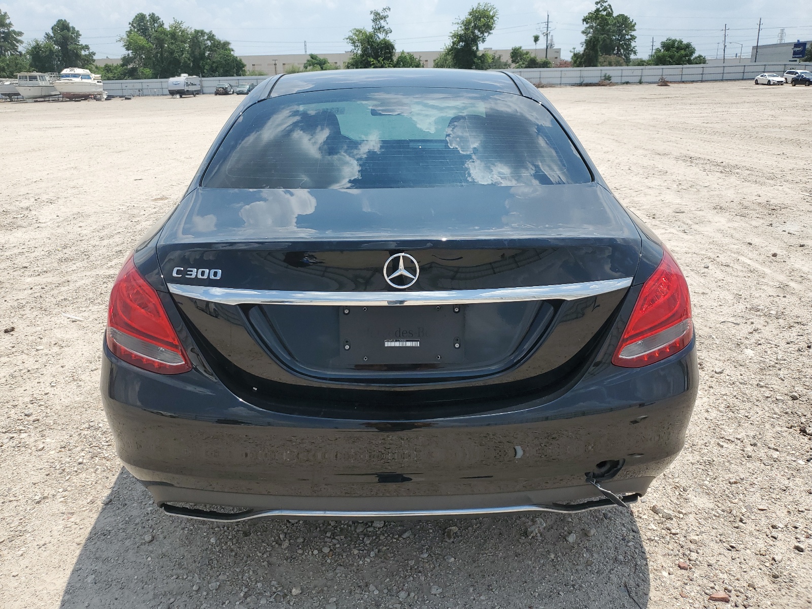 2018 Mercedes-Benz C 300 vin: 55SWF4JB1JU243981