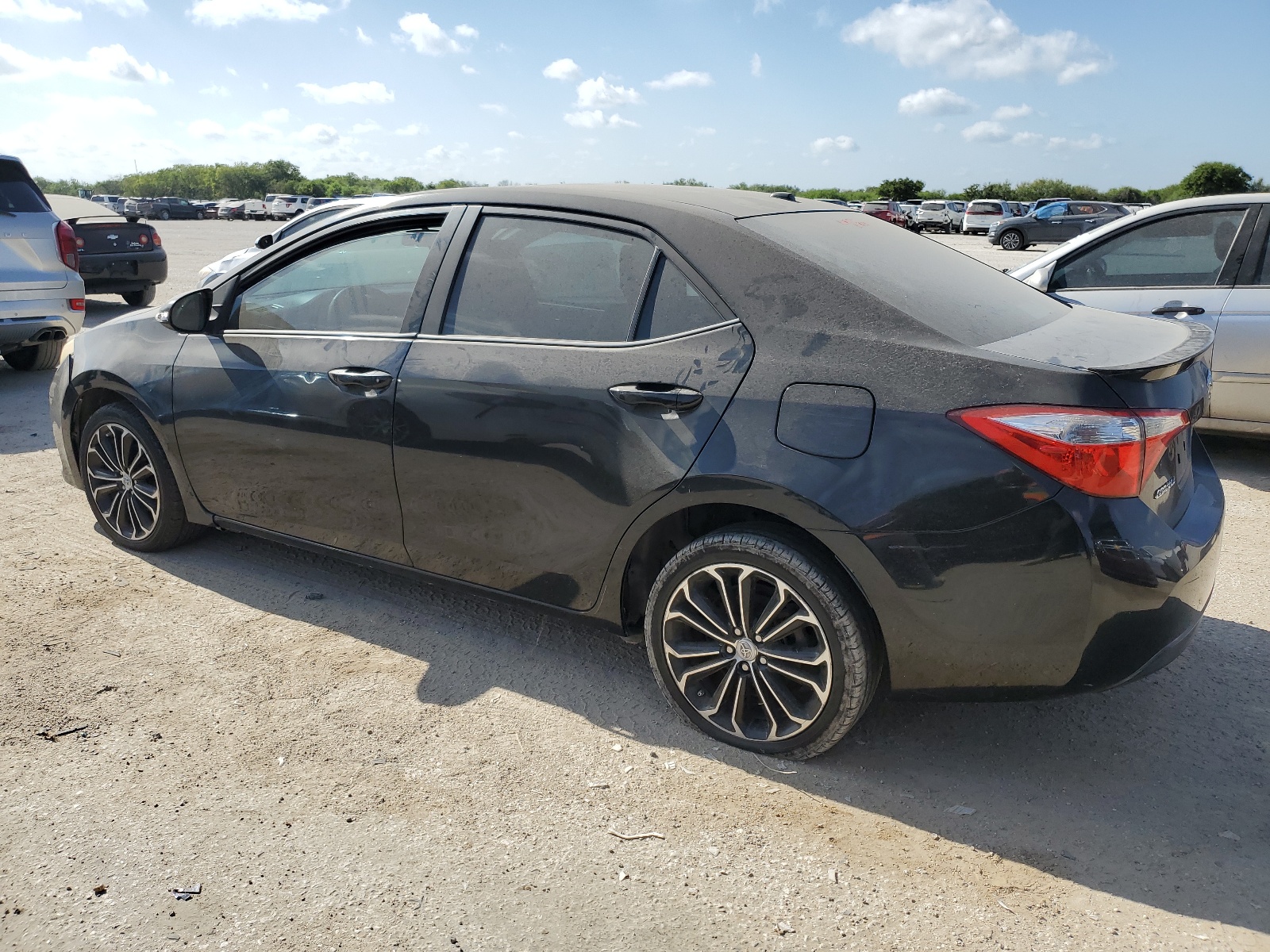 2014 Toyota Corolla L vin: 5YFBURHE6EP052568