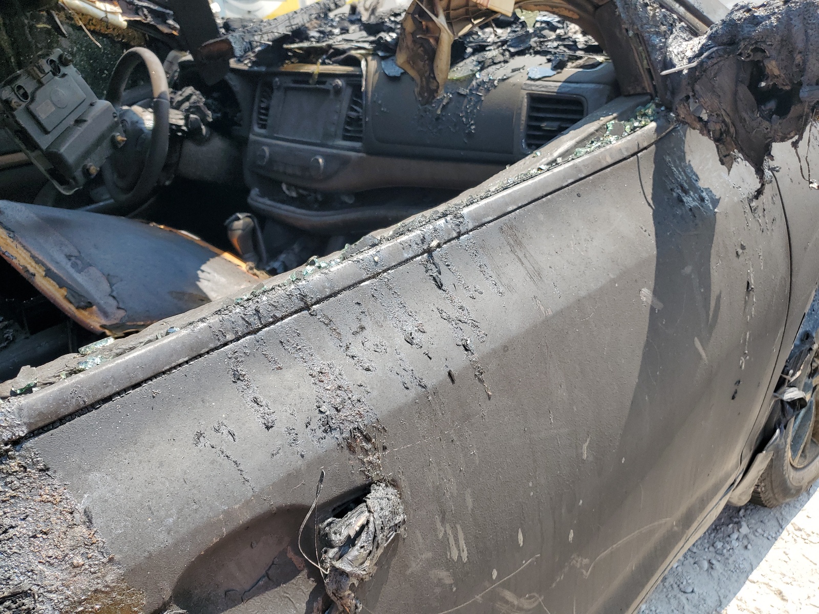 5TDJZRFH0KS730180 2019 Toyota Highlander Se