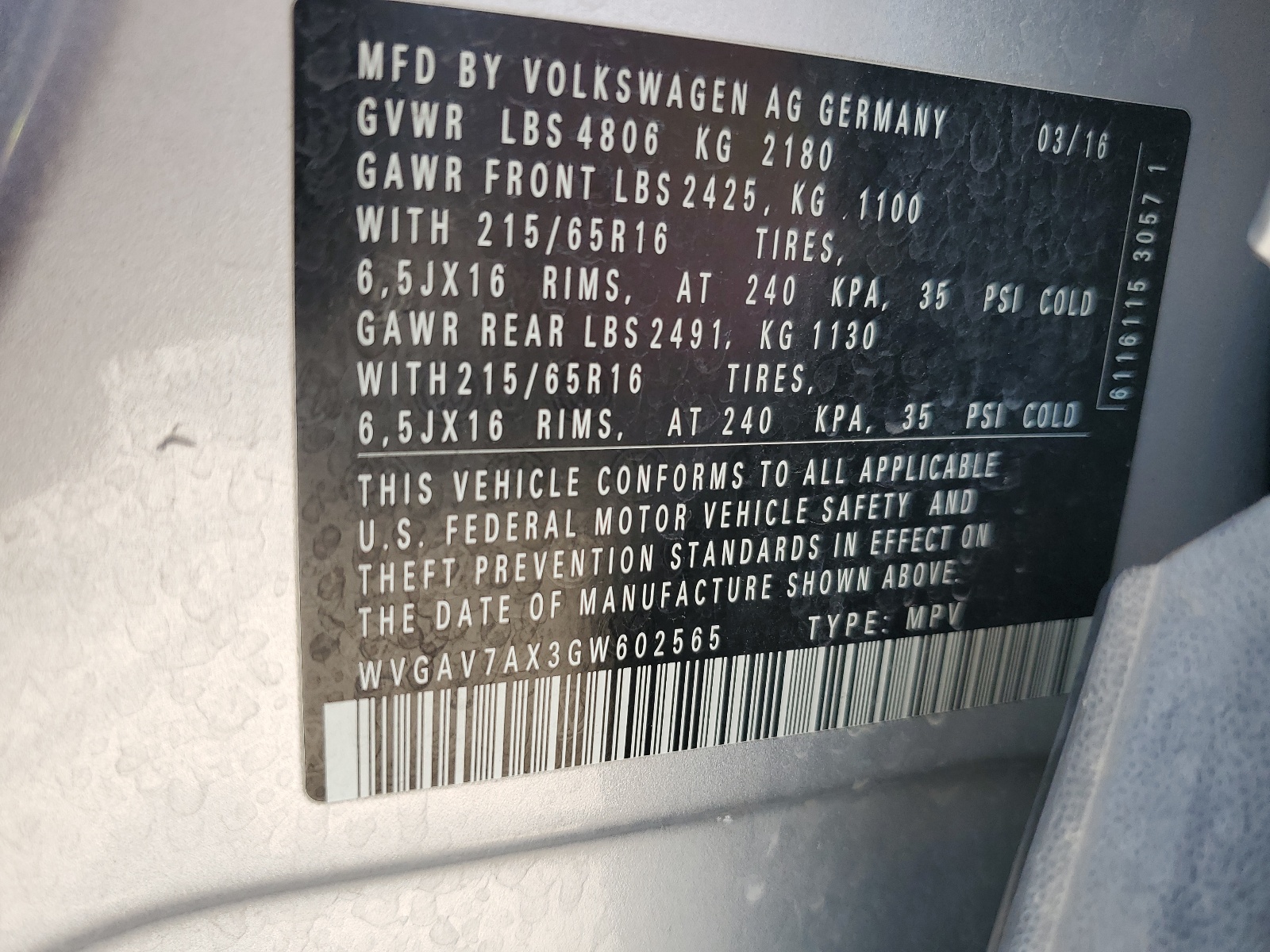 WVGAV7AX3GW602565 2016 Volkswagen Tiguan S