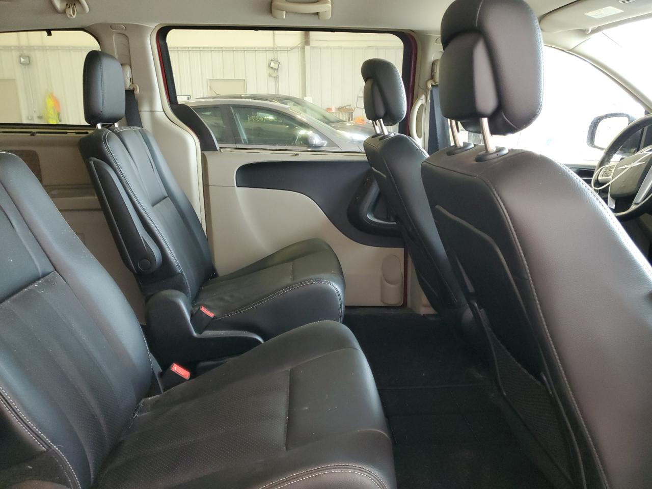 2013 Chrysler Town & Country Touring L VIN: 2C4RC1CG1DR818930 Lot: 65166844