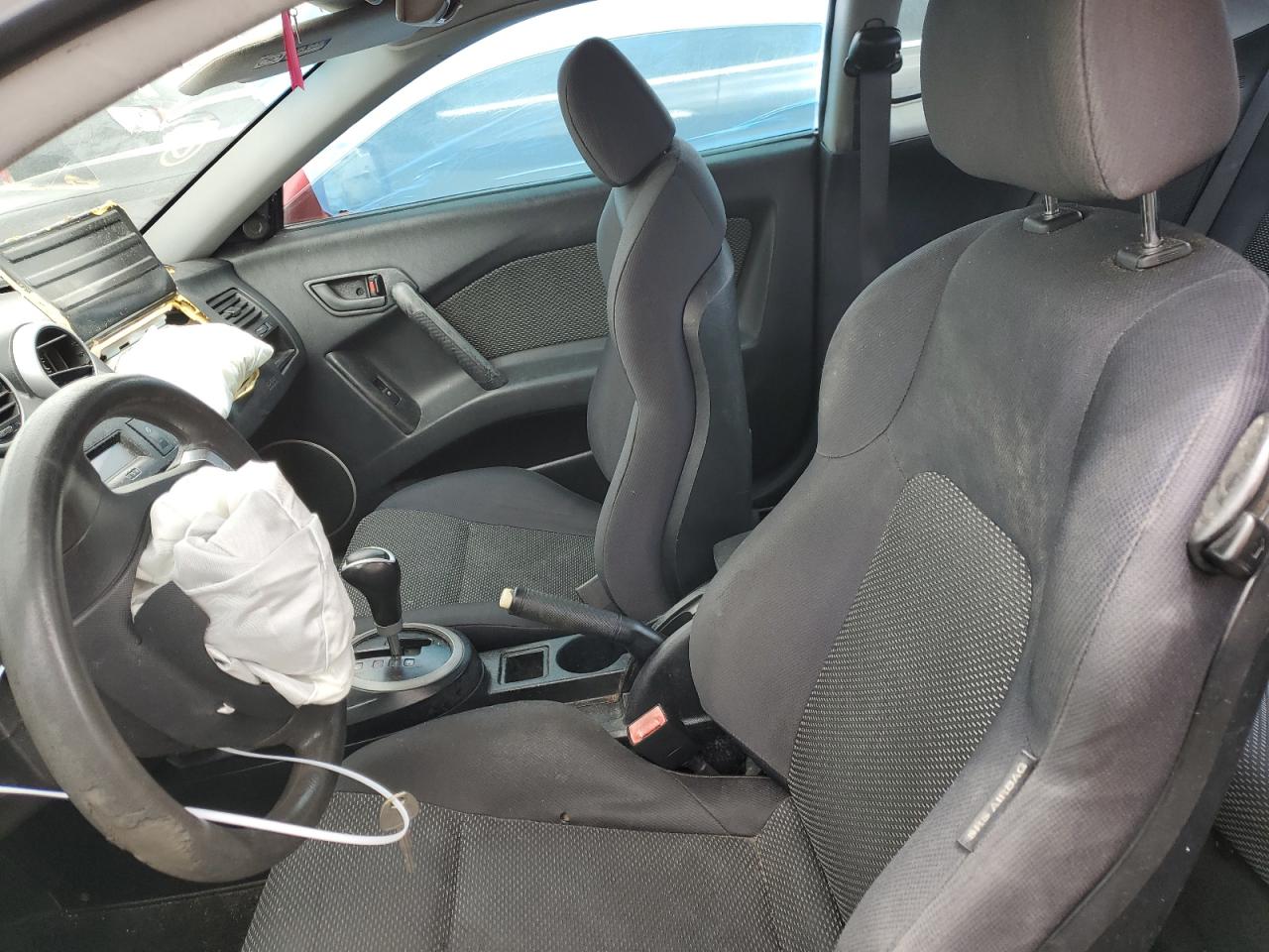 2006 Hyundai Tiburon Gs VIN: KMHHM65DX6U217705 Lot: 63908404