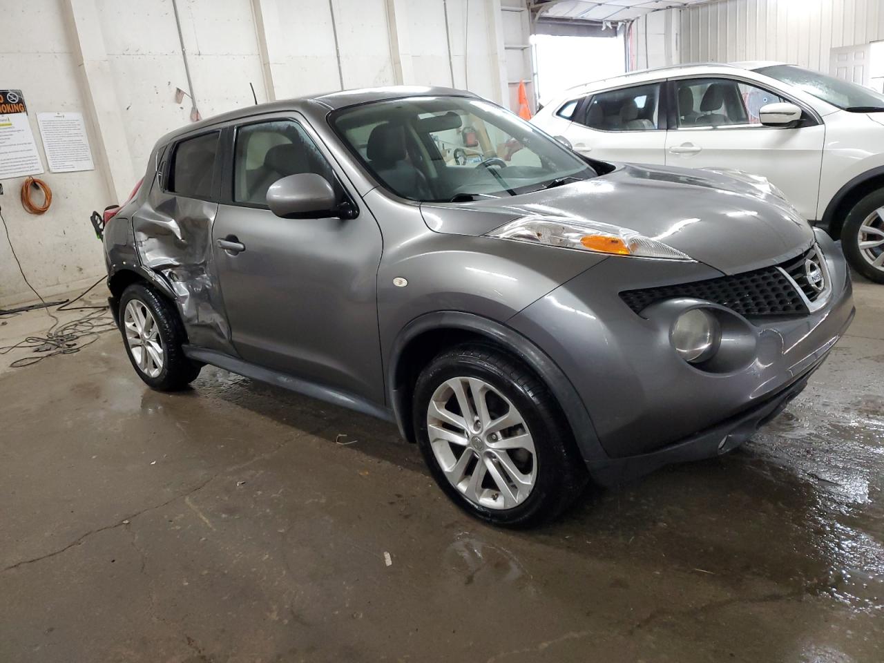 JN8AF5MR1BT013662 2011 Nissan Juke S