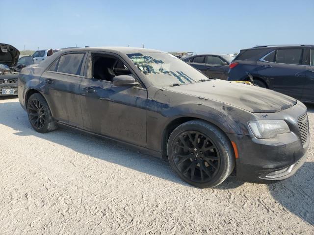  CHRYSLER 300 2015 Черный