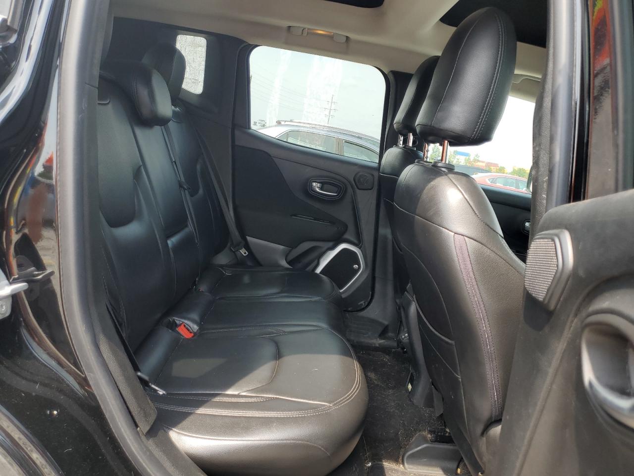 ZACCJBBB2JPH10341 2018 Jeep Renegade Latitude