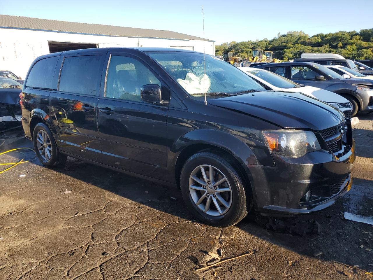 2014 Dodge Caravan - Image 4