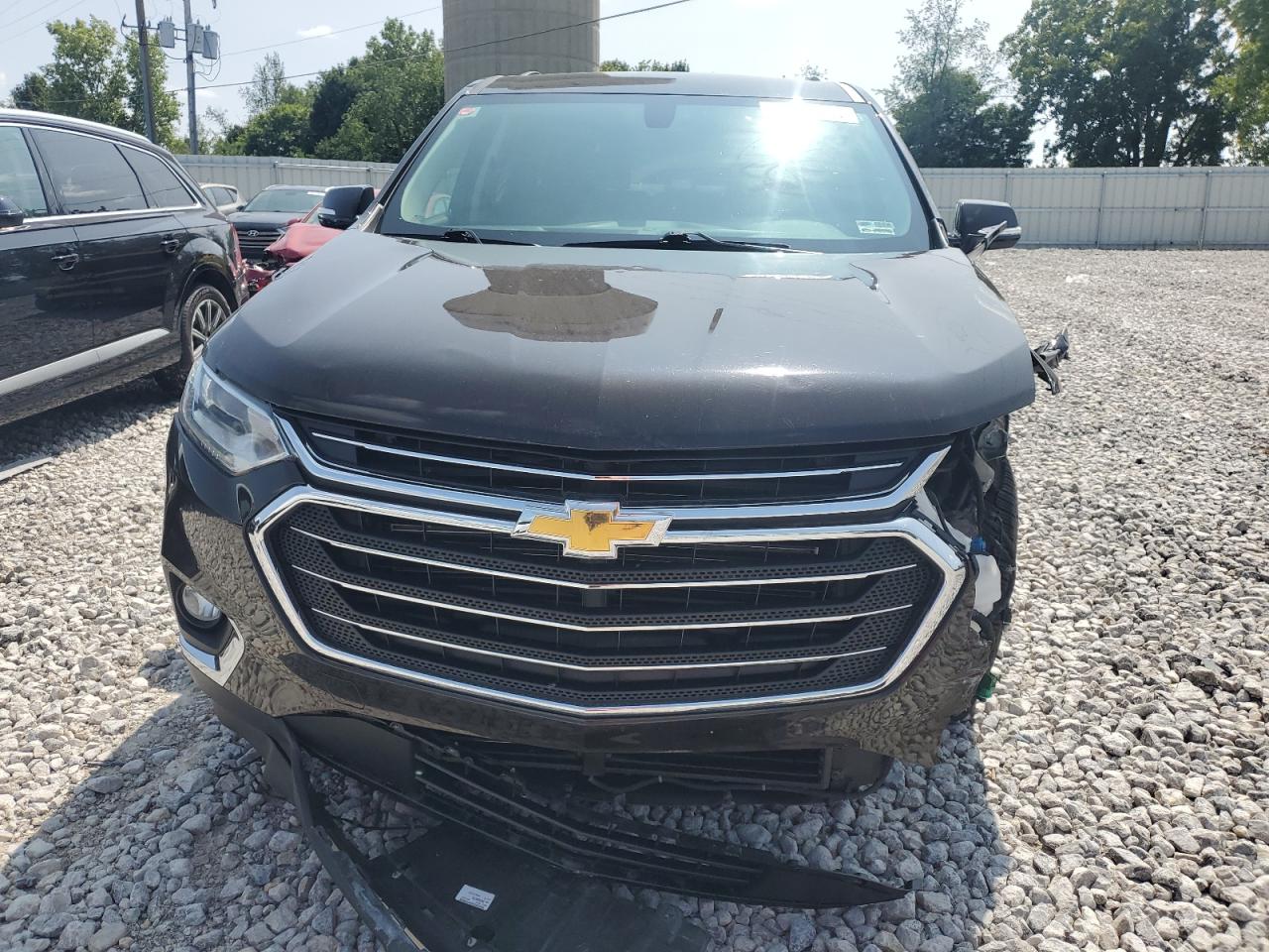 VIN 1GNEVGKW7KJ136504 2019 CHEVROLET TRAVERSE no.5