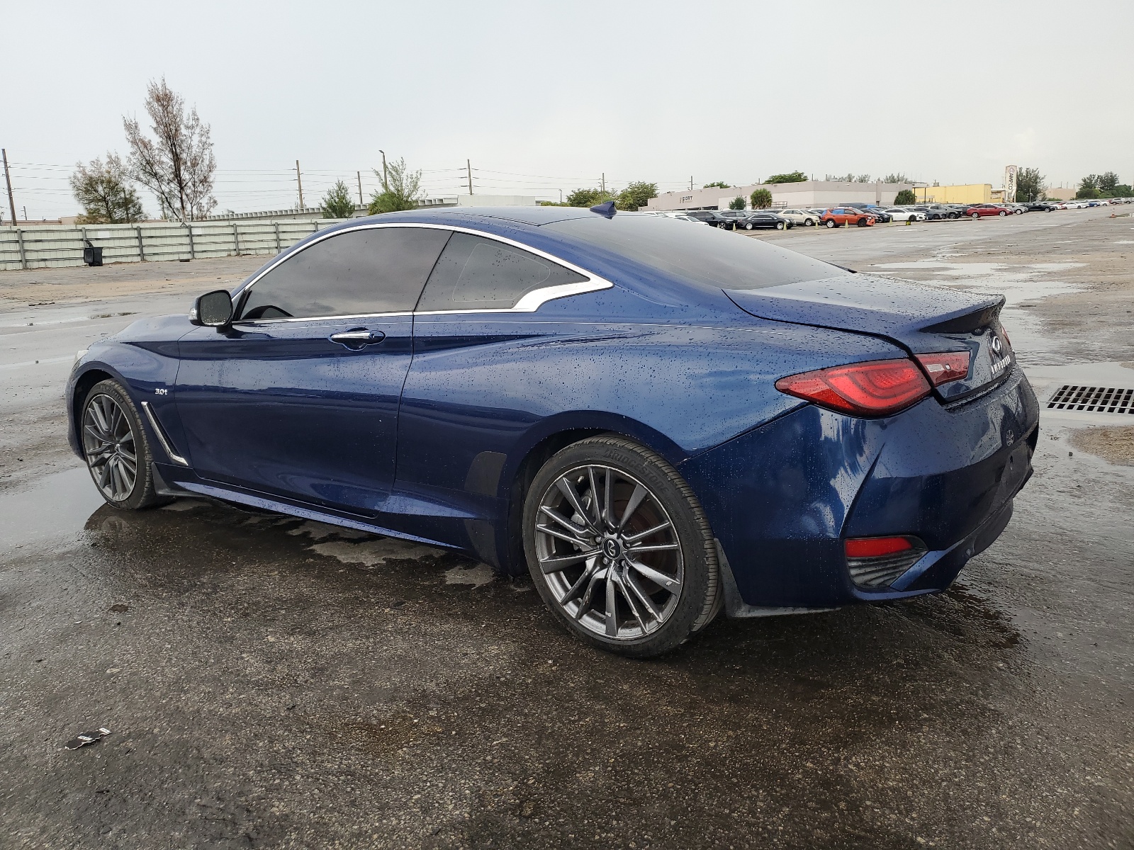 2017 Infiniti Q60 Premium vin: JN1EV7EL5HM552359