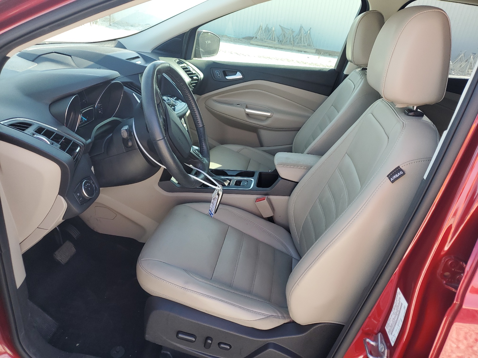 1FMCU0J92HUD53094 2017 Ford Escape Titanium