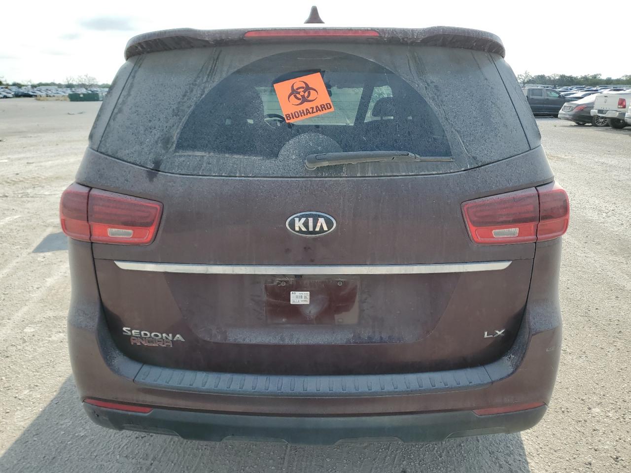 KNDMB5C16L6625338 2020 Kia Sedona Lx