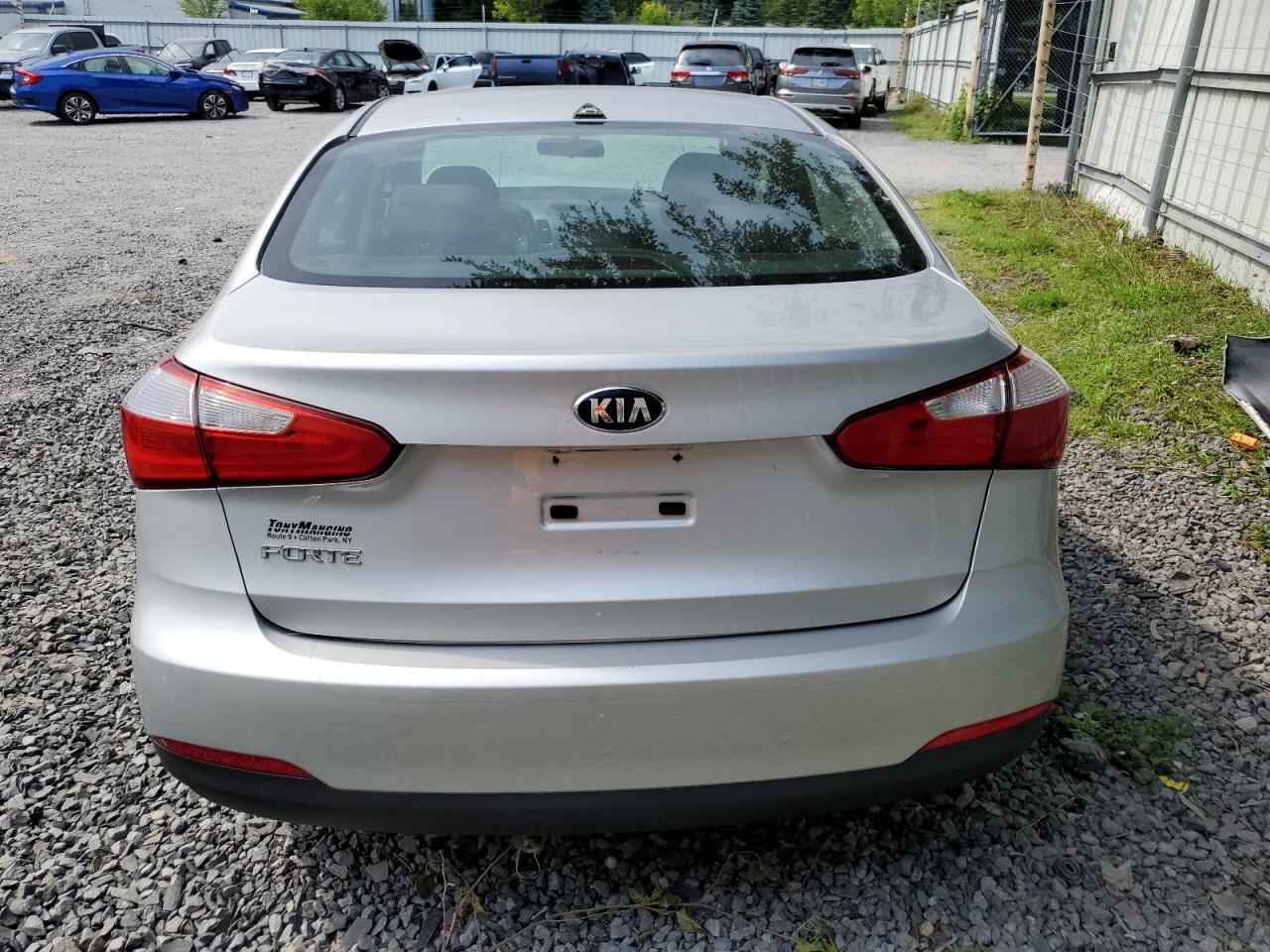 2015 Kia Forte Lx VIN: KNAFX4A67F5376610 Lot: 81351944