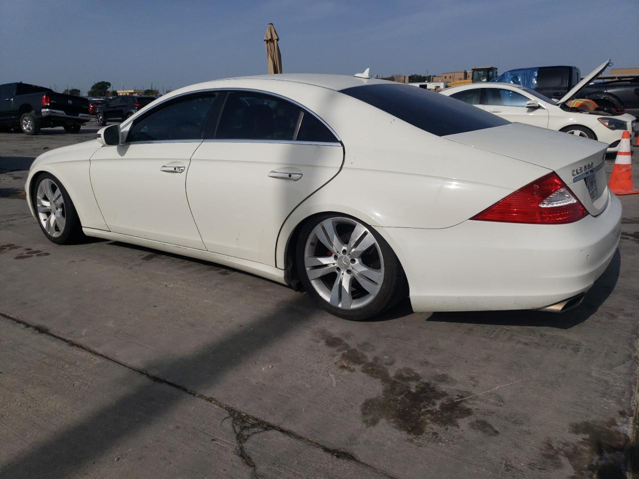 2009 Mercedes-Benz Cls 550 VIN: WDDDJ72XX9A155251 Lot: 65816404