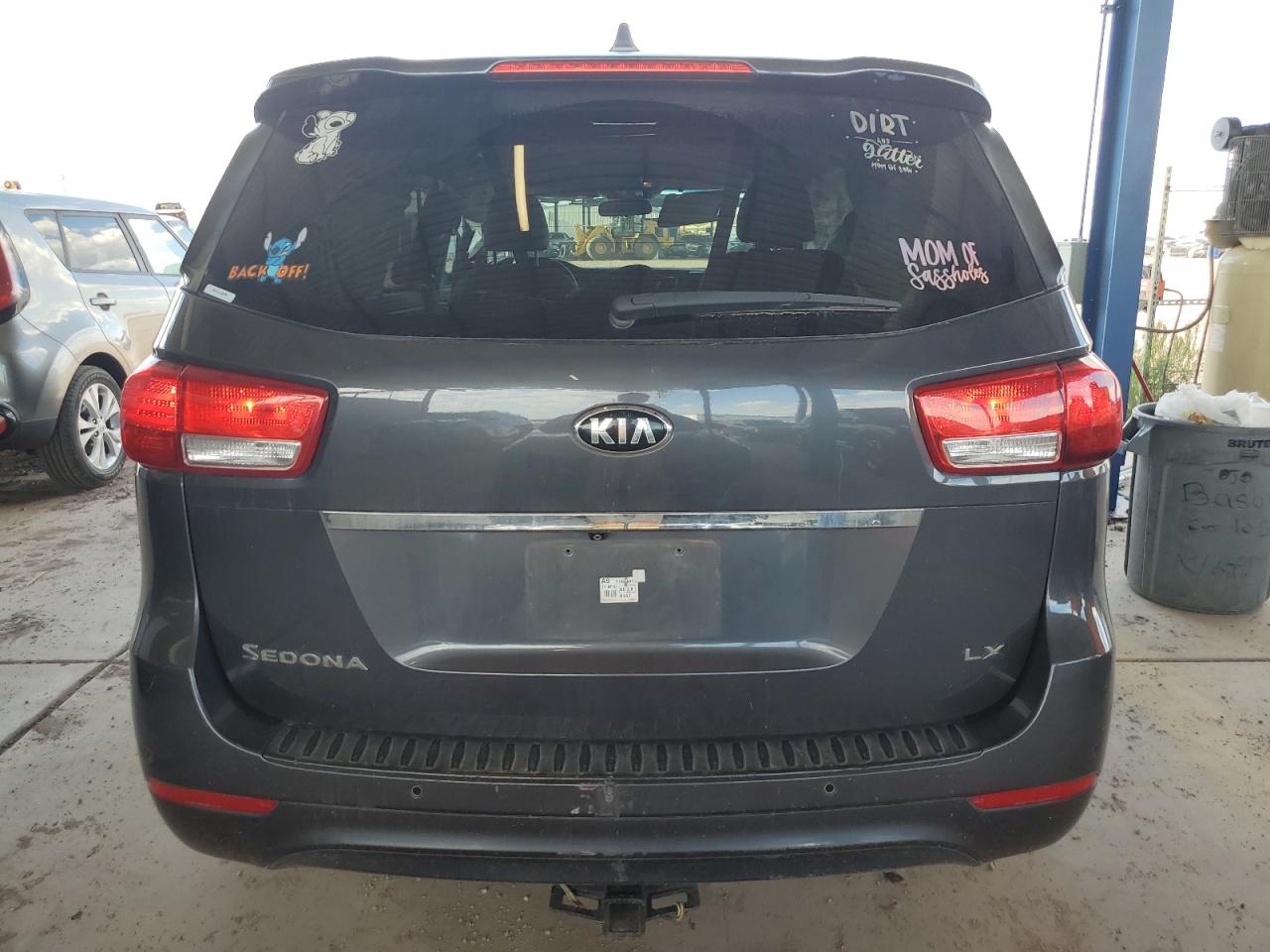 KNDMB5C17G6097783 2016 Kia Sedona Lx