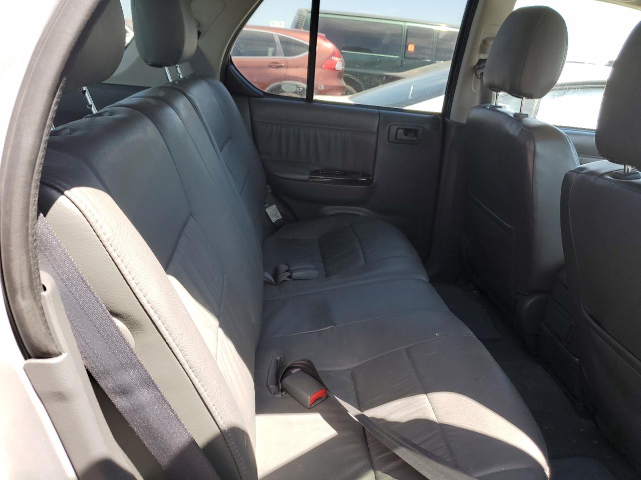 2002 Honda Passport Ex VIN: 4S6DM58W924404294 Lot: 65243314