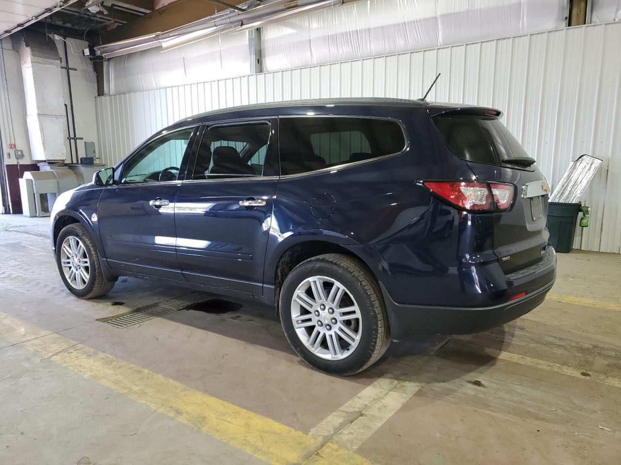 1GNKVGKD5FJ387304 2015 CHEVROLET TRAVERSE - Image 2