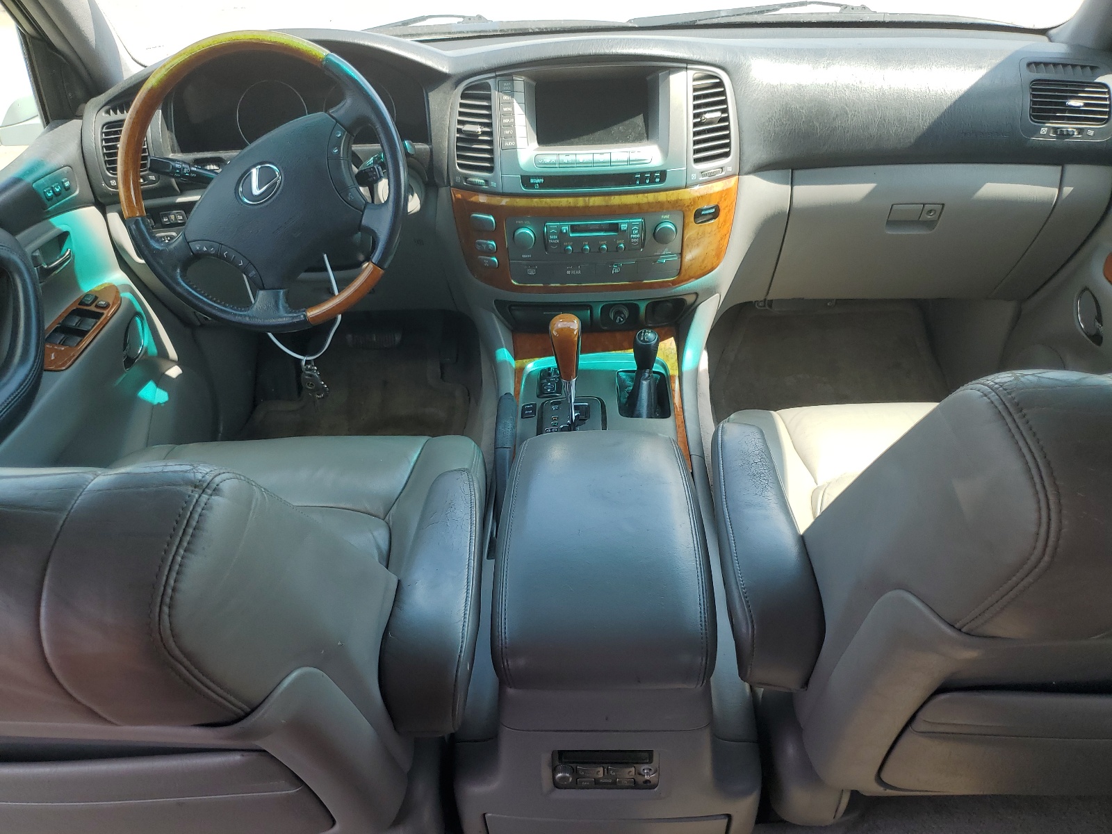 JTJHT00W653551714 2005 Lexus Lx 470