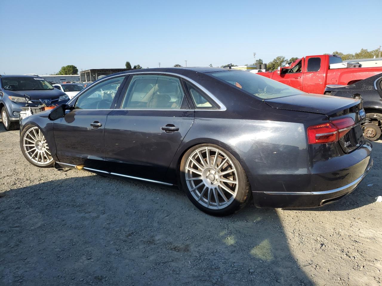 WAU32AFD7FN017961 2015 AUDI A8 - Image 2