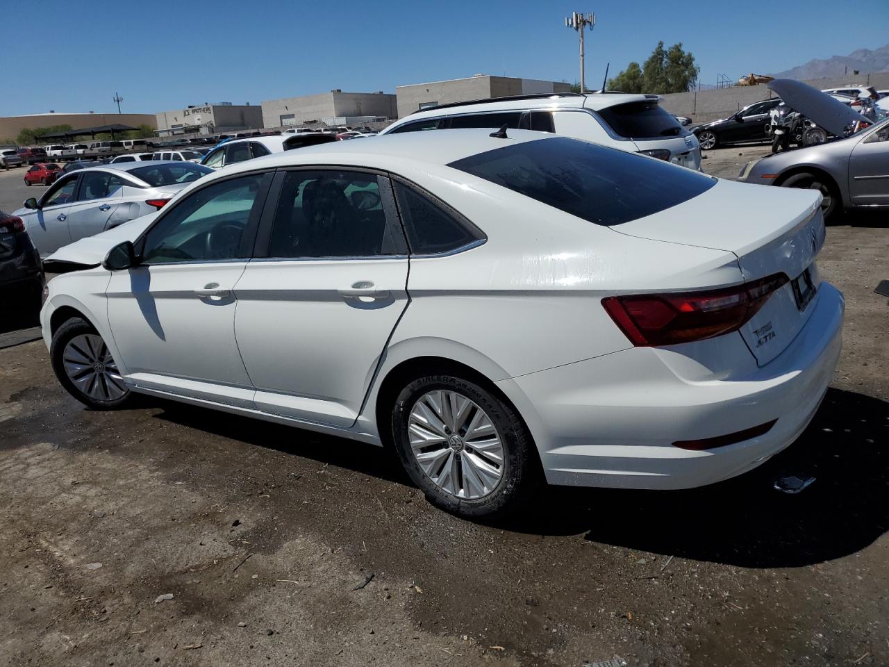2019 Volkswagen Jetta - Image 2