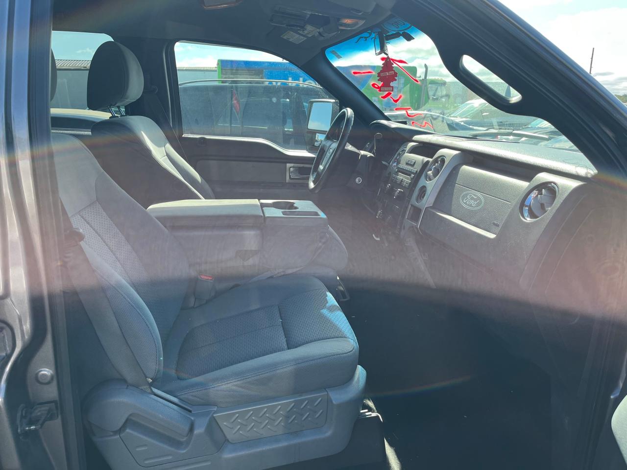 2011 Ford F-150 - Image 5