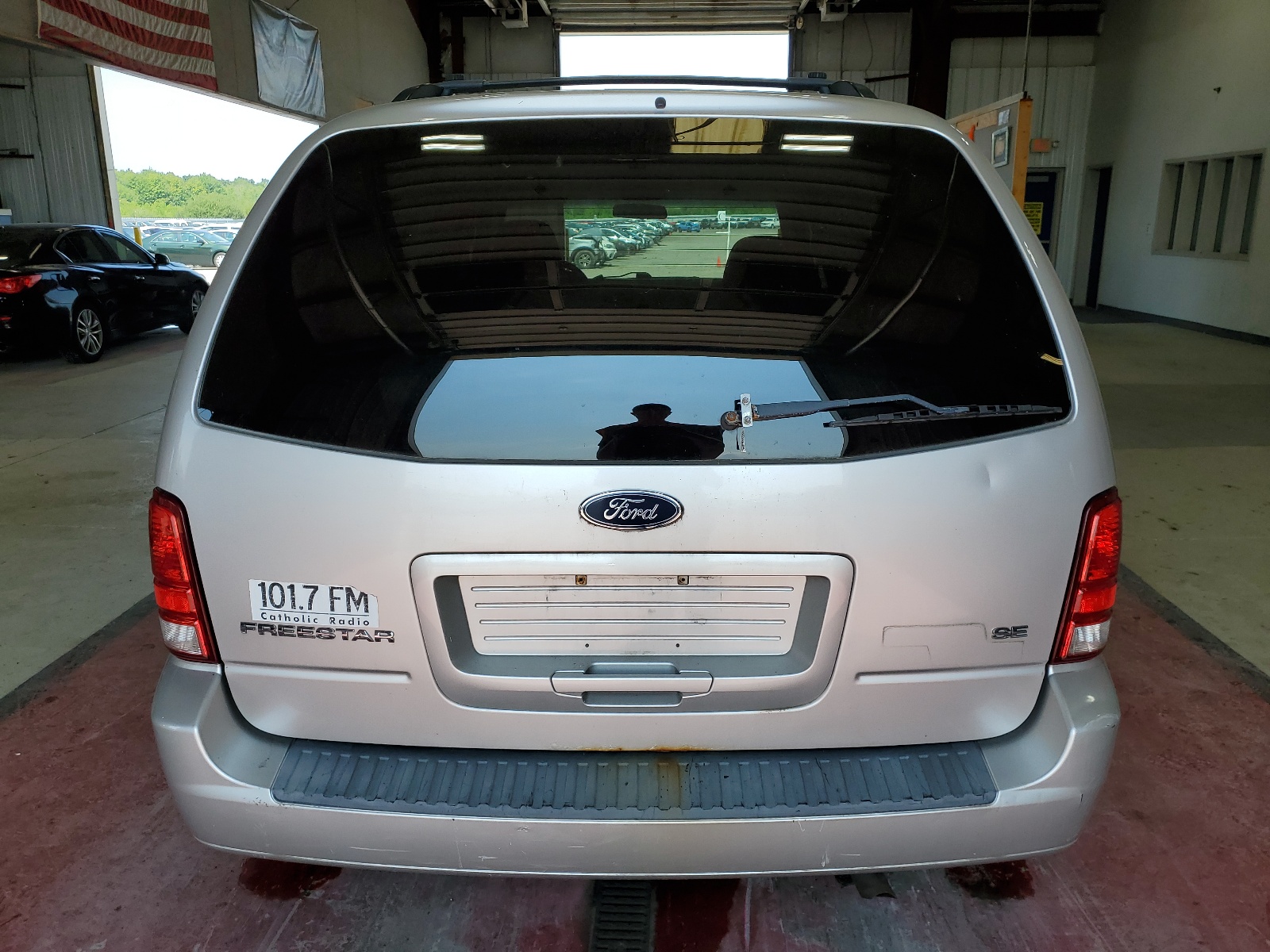 2FMZA51665BA67174 2005 Ford Freestar Se