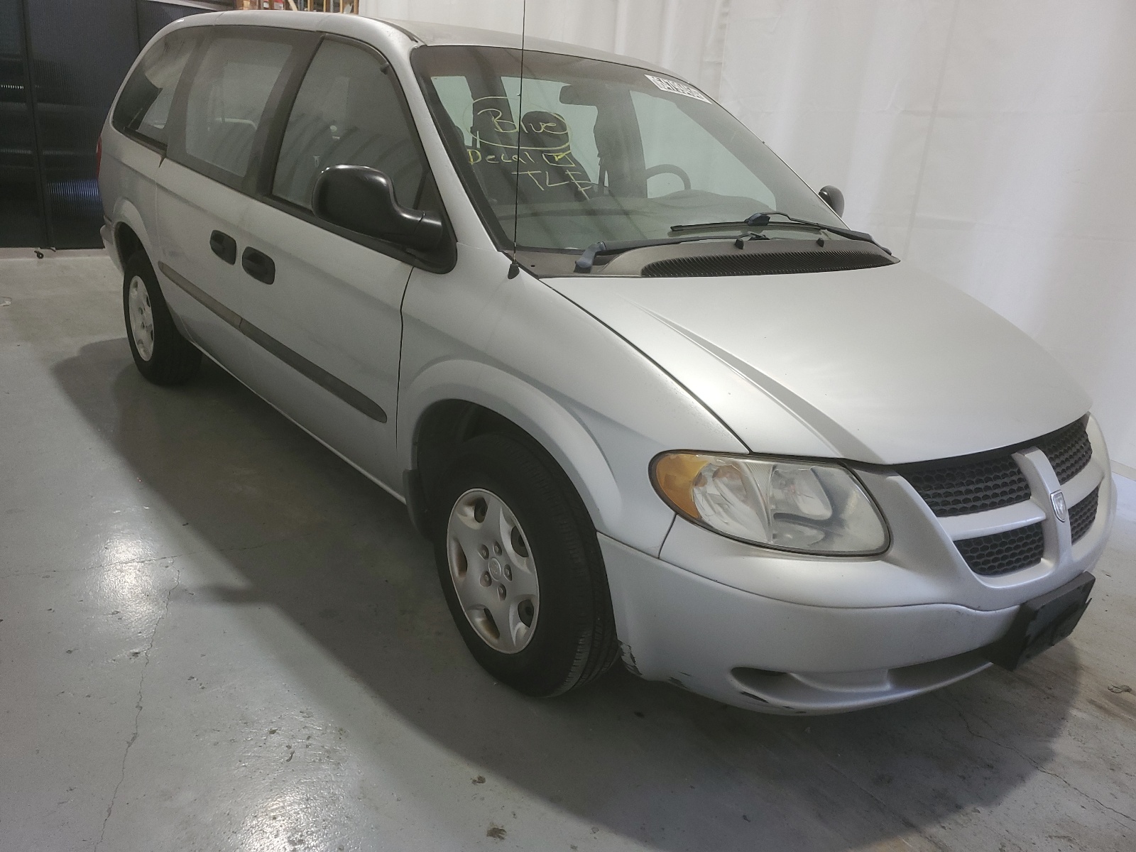 1B4GP24322B623571 2002 Dodge Grand Caravan Se