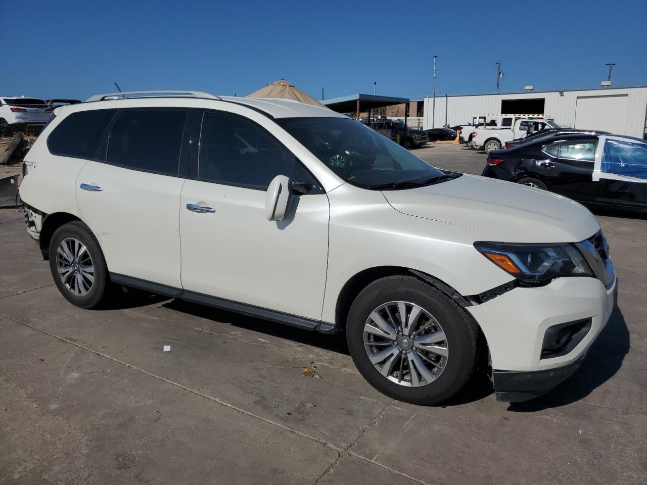 5N1DR2MN5JC671510 2018 Nissan Pathfinder S