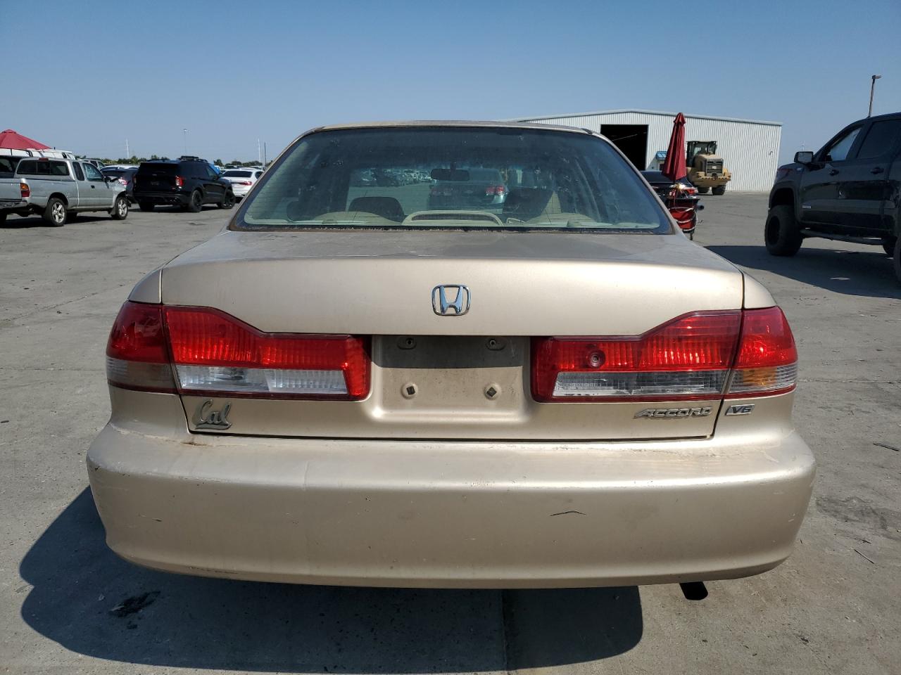 1HGCG165X2A039856 2002 Honda Accord Ex