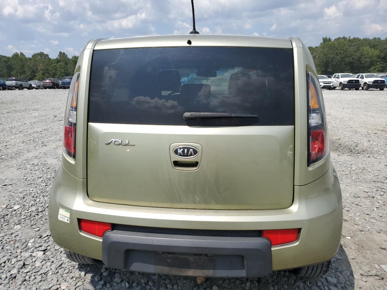 2011 Kia Soul + VIN: KNDJT2A26B7243779 Lot: 66671474