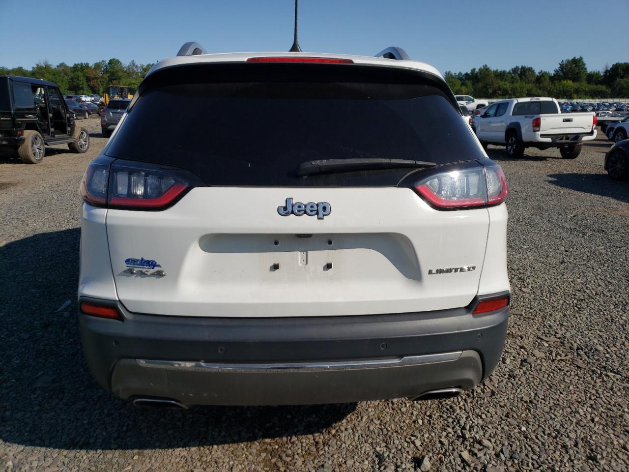 1C4PJMDN8KD257461 2019 Jeep Cherokee Limited