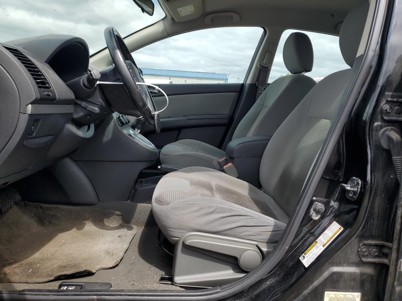 2010 Nissan Sentra 2.0 VIN: 3N1AB6AP9AL675768 Lot: 64150214