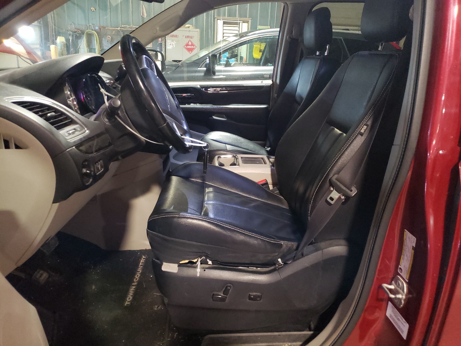 2C4RC1BGXER271207 2014 Chrysler Town & Country Touring