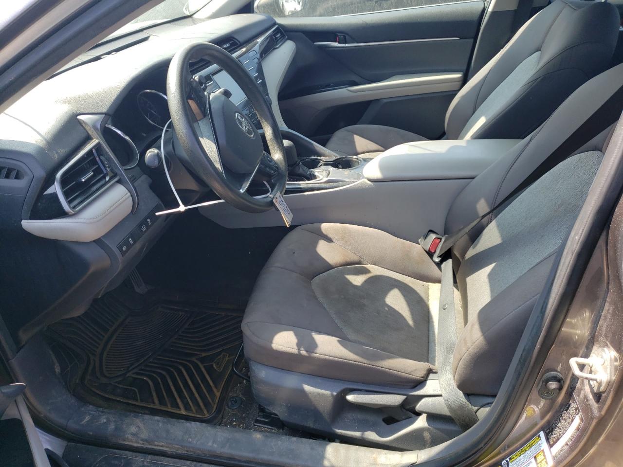 2019 Toyota Camry L VIN: 4T1B11HK9KU809117 Lot: 65931224