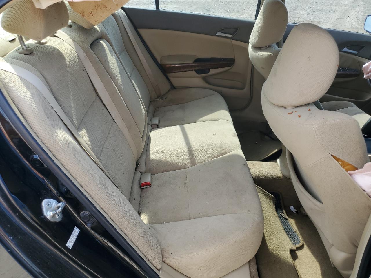2009 Honda Accord - Image 11