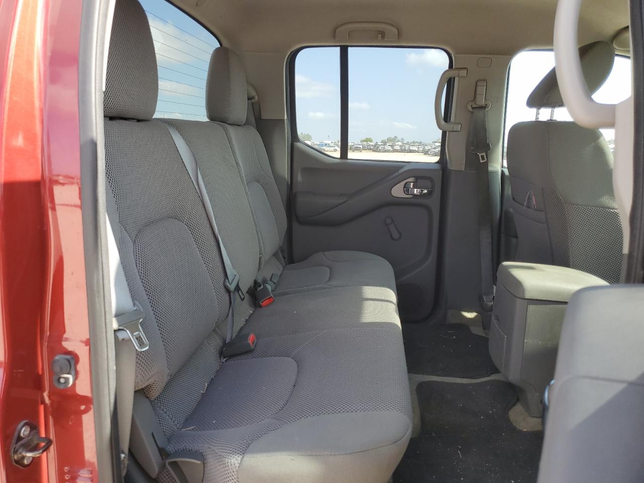 2016 Nissan Navara (Frontier) - Image 10