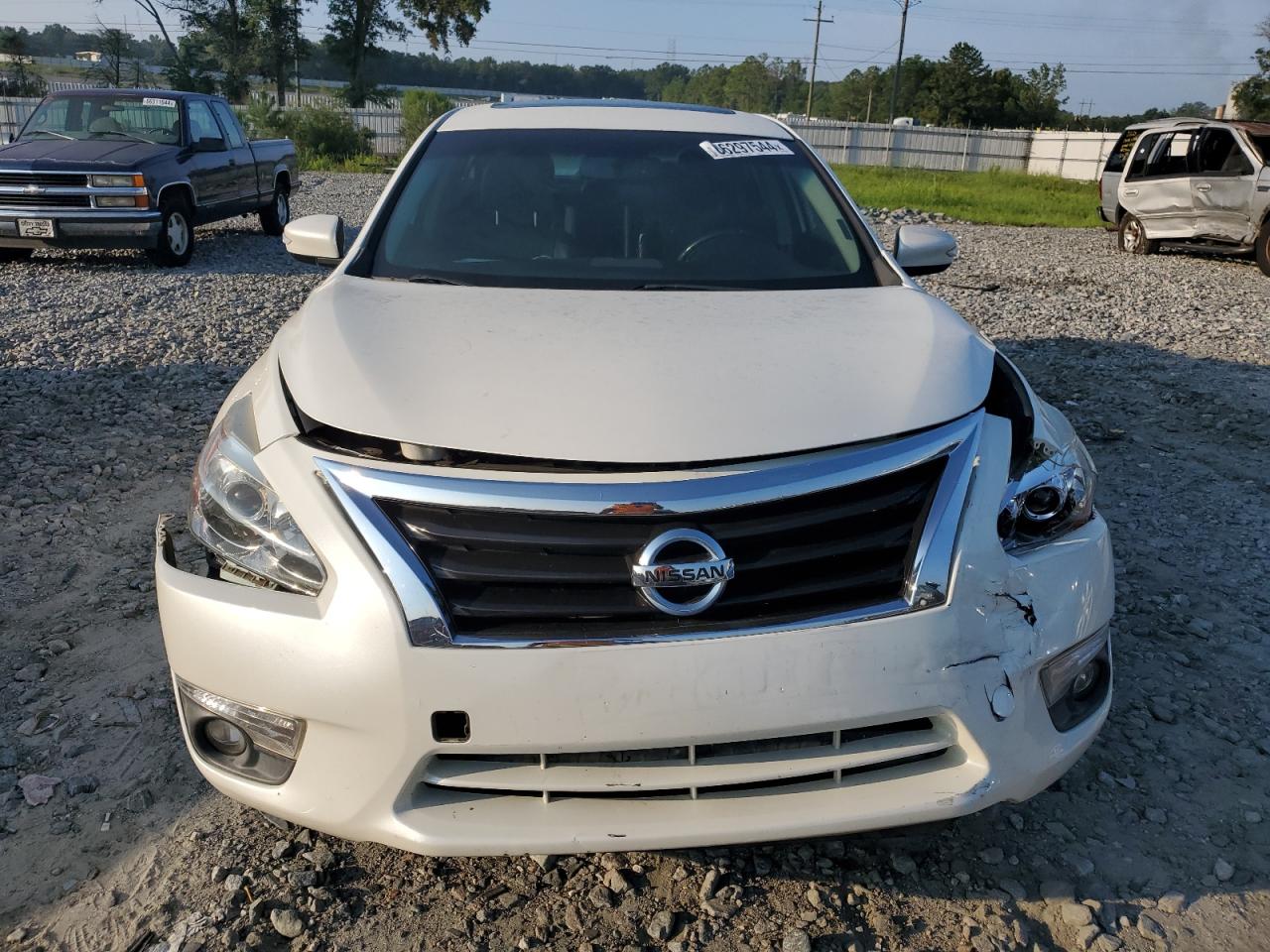 2015 Nissan Altima - Image 5